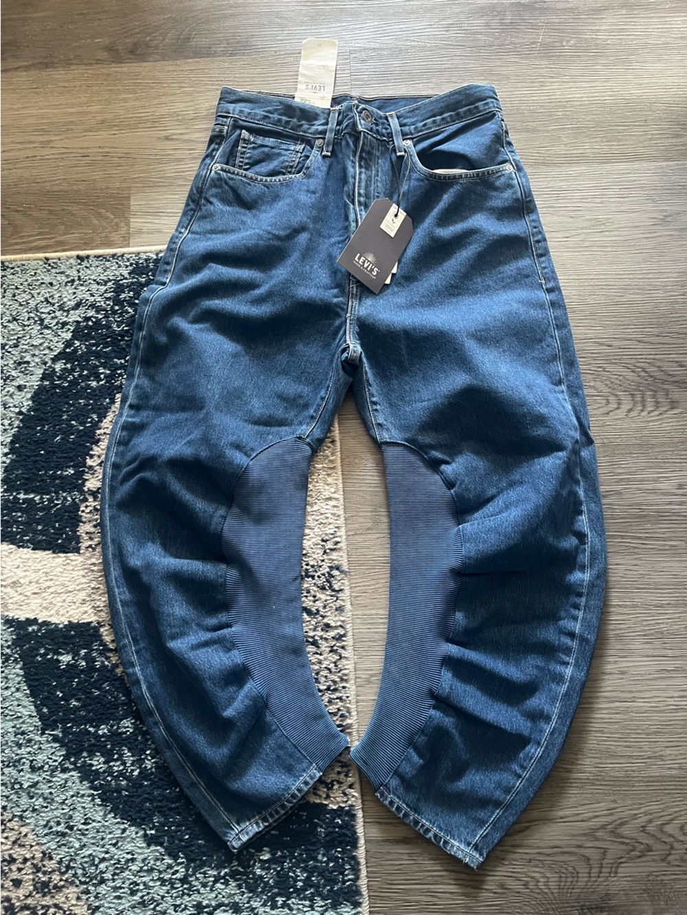 Levi's Limited Edition Women's Dark Blue Barrel Denim Jeans
